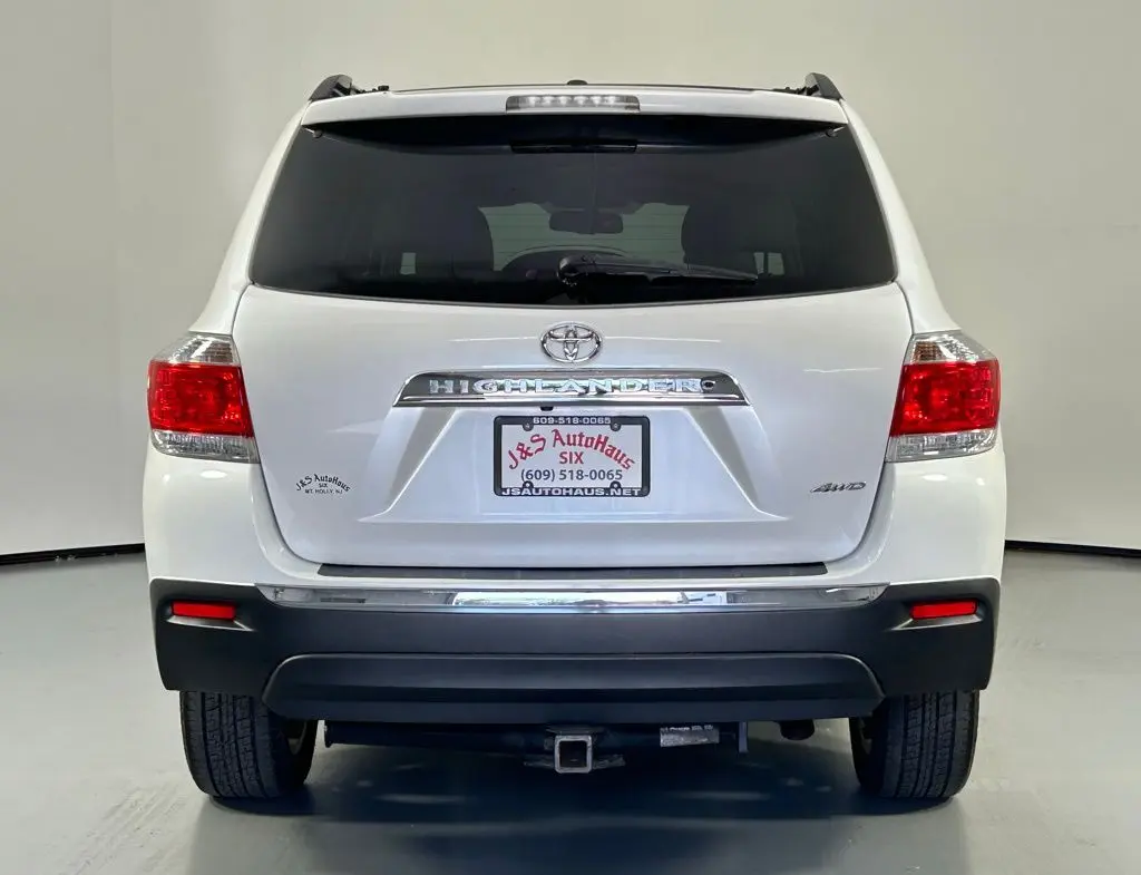 2013 Toyota Highlander Limited photo 3
