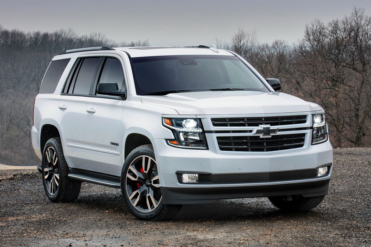 2018 Chevrolet Tahoe Exterior Passenger Side Front Angle