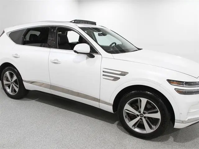 2021 GENESIS GV80 Standard's photo