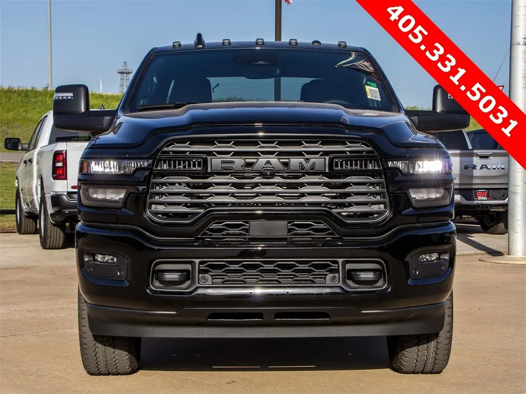 2025 Ram 2500 Big Horn photo 4