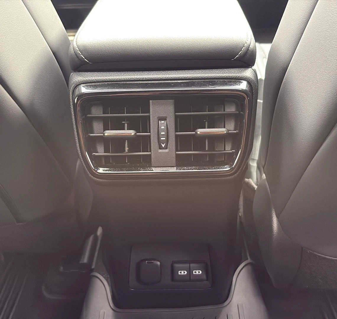 2022 Lexus NX 350 - Photo 17