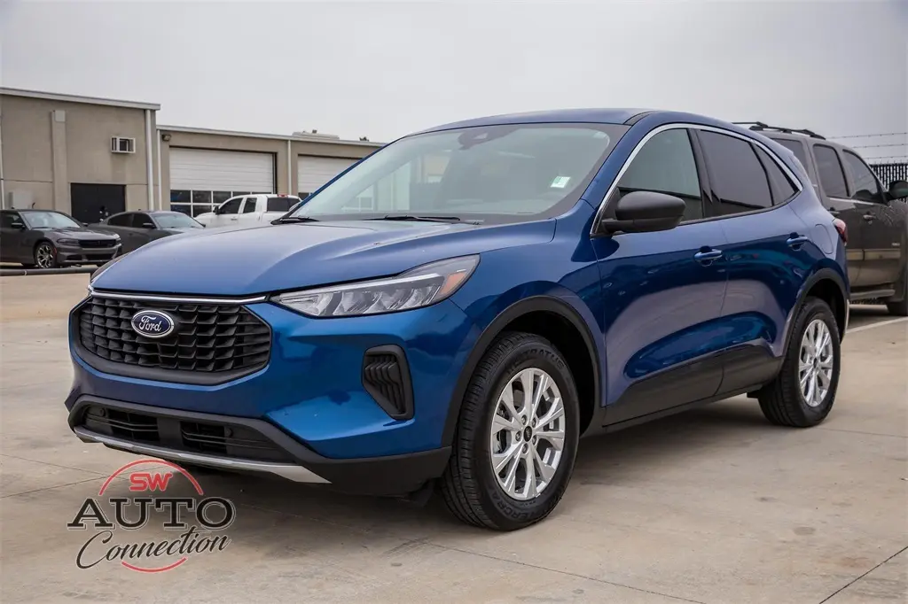 2023 Ford Escape Active photo 2