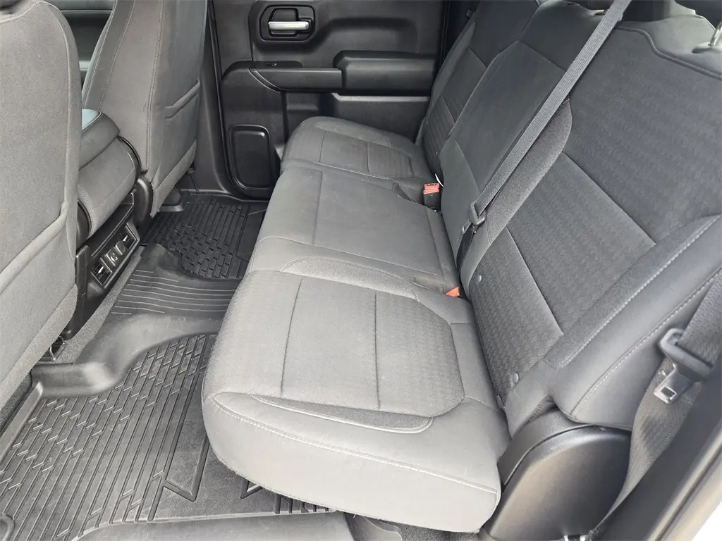 2021 Chevrolet Silverado 1500 LT photo 27