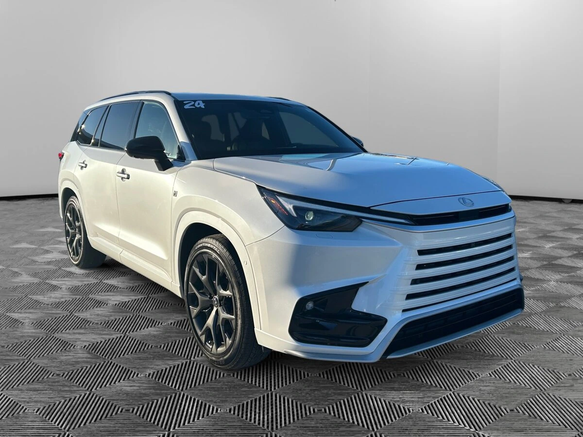 2024 Lexus TX Hybrid 500h's photo