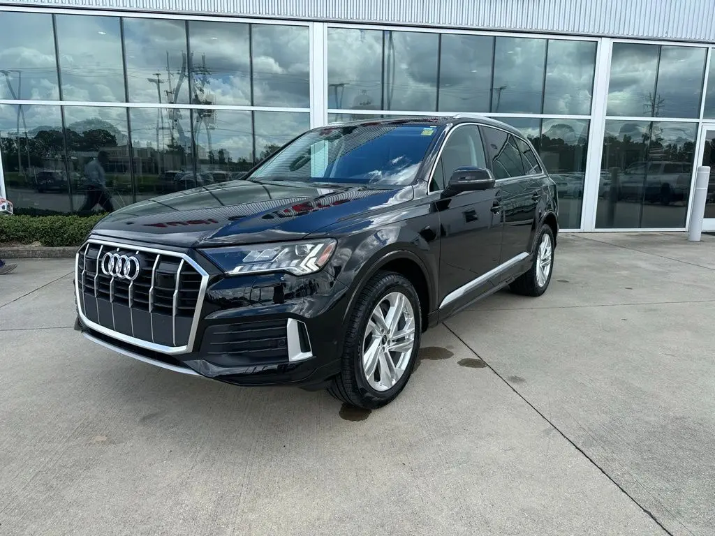 2024 Audi Q7 55 Premium Plus's photo