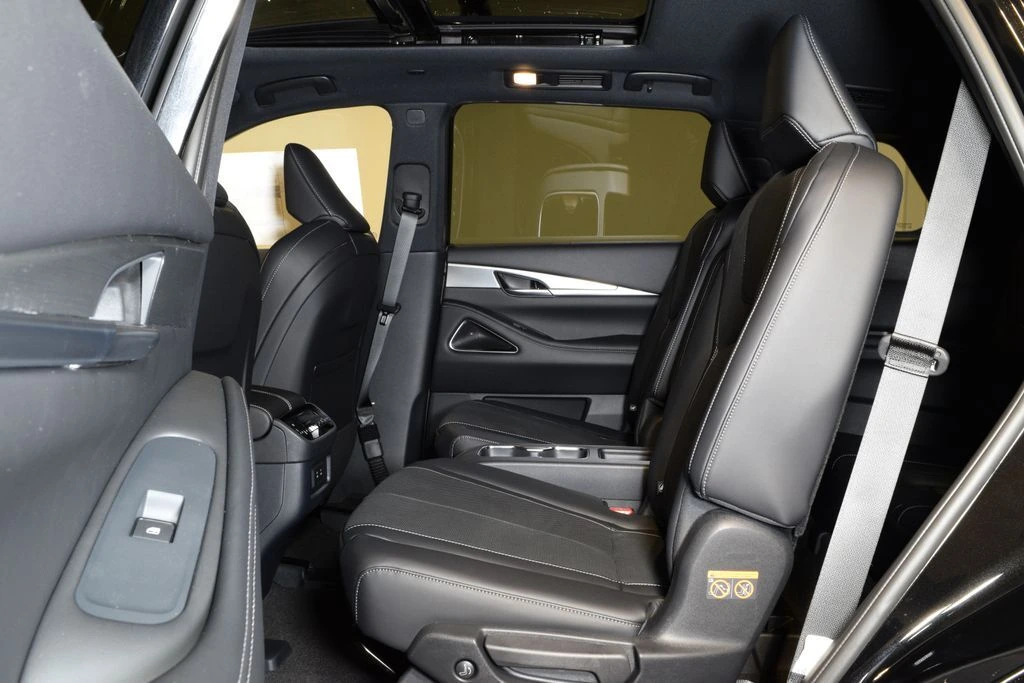 2027 INFINITI QX60 Sport - Photo 30