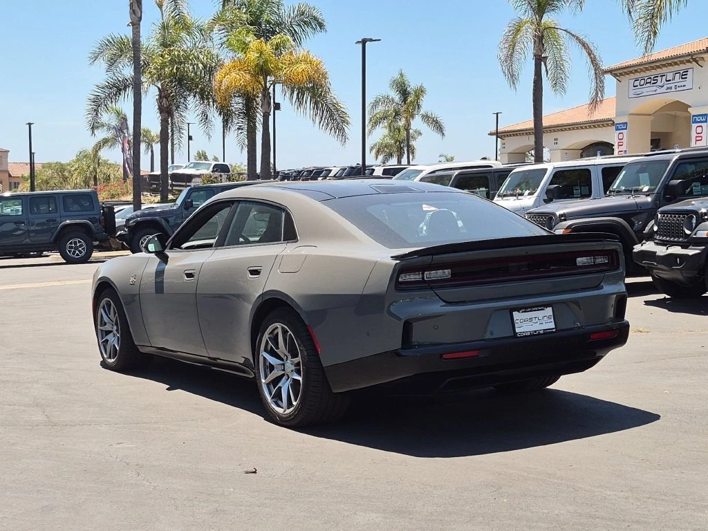 2026 Dodge Charger Daytona Scat Pack - Photo 7