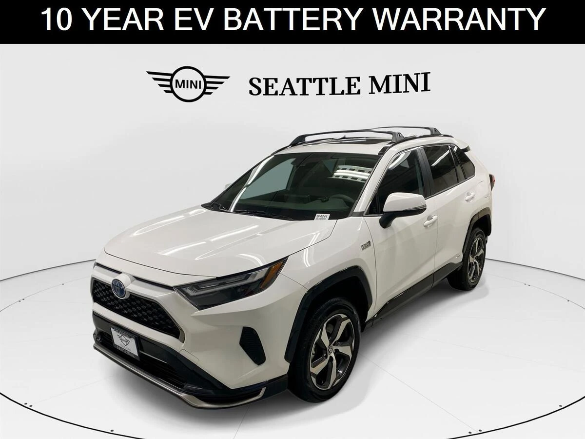 2024 Toyota RAV4 Prime SE AWD's photo