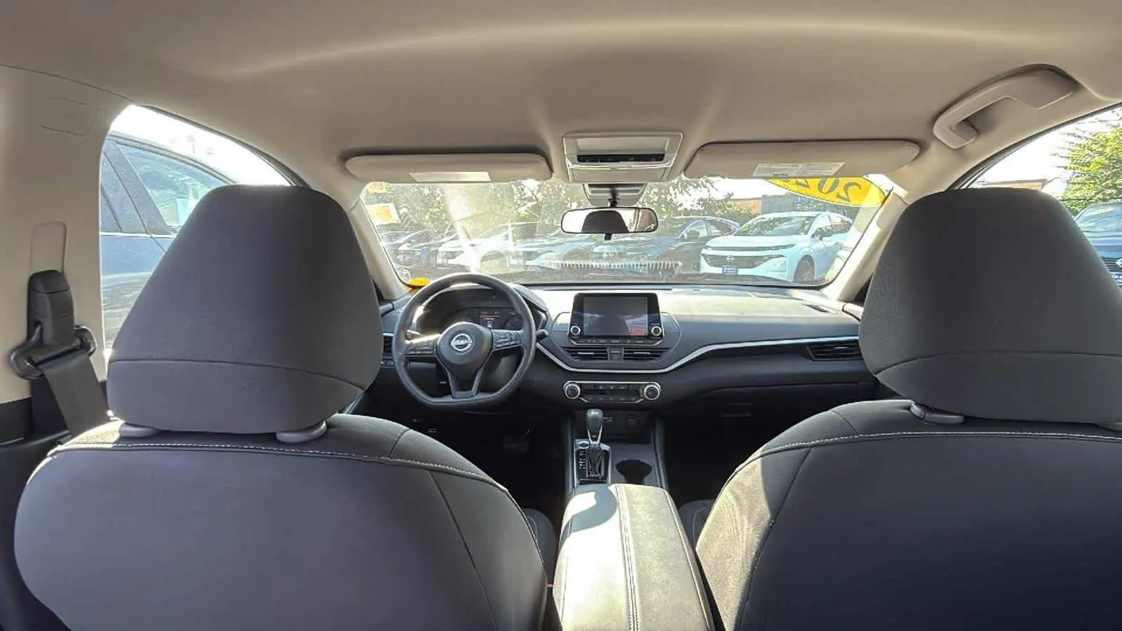 2025 Nissan Altima S photo 18