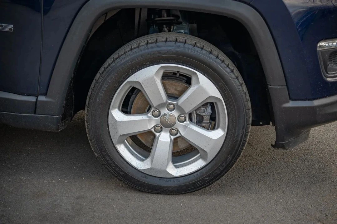 2018 Jeep Compass Latitude - Photo 16