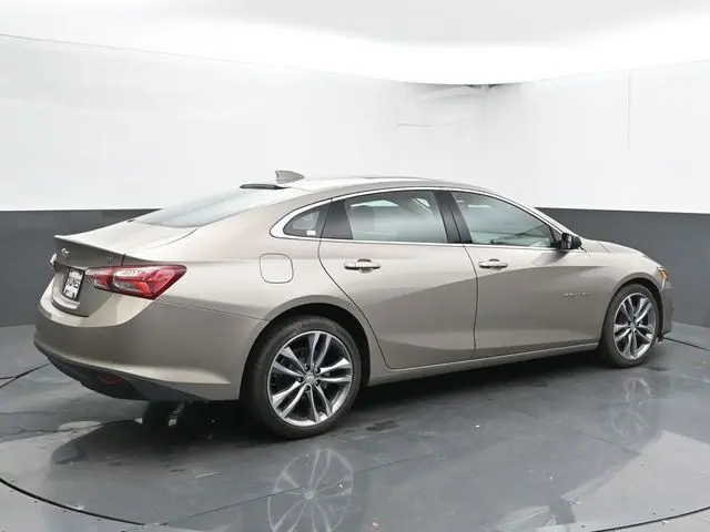 2024 Chevrolet Malibu Premier 2LT photo 8