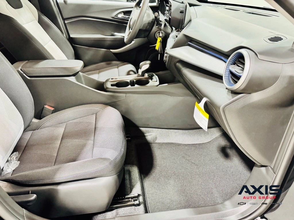 2026 Chevrolet Trax LS - Photo 21
