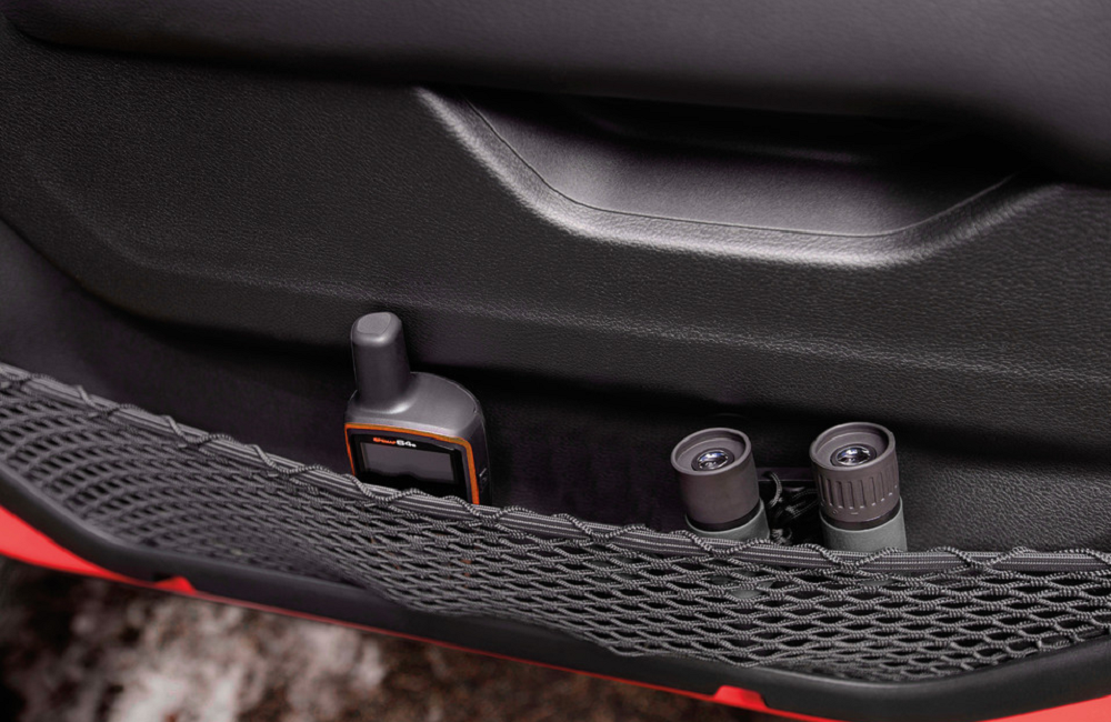 2024 Jeep Gladiator Interior Door Storage