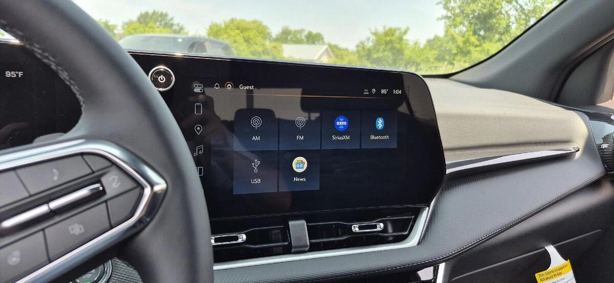 2026 Chevrolet Equinox LT - Photo 15