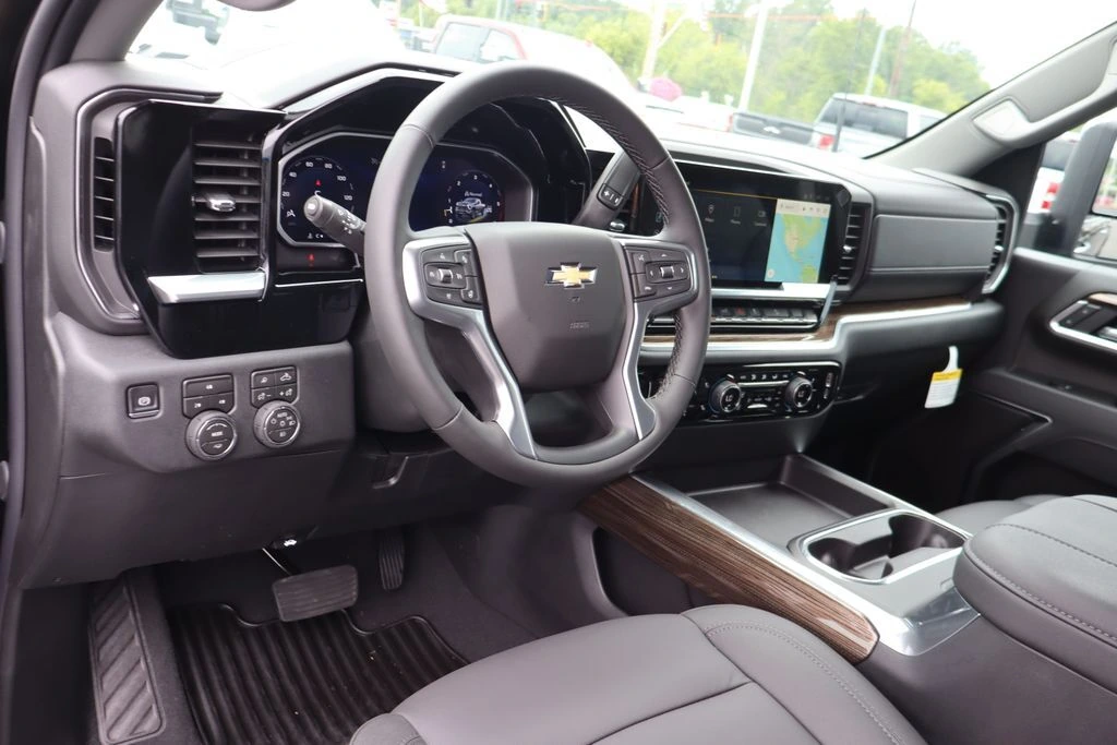 2026 Chevrolet Silverado 2500 HD LT - Photo 6