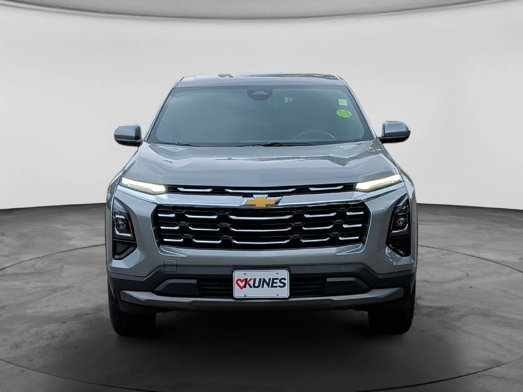 Used 2025 Chevrolet Equinox LT with VIN 3GNAXHEG8SL227471 for sale in Apple Valley, Minnesota