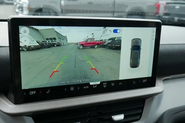 2026 Ford Explorer photo 4