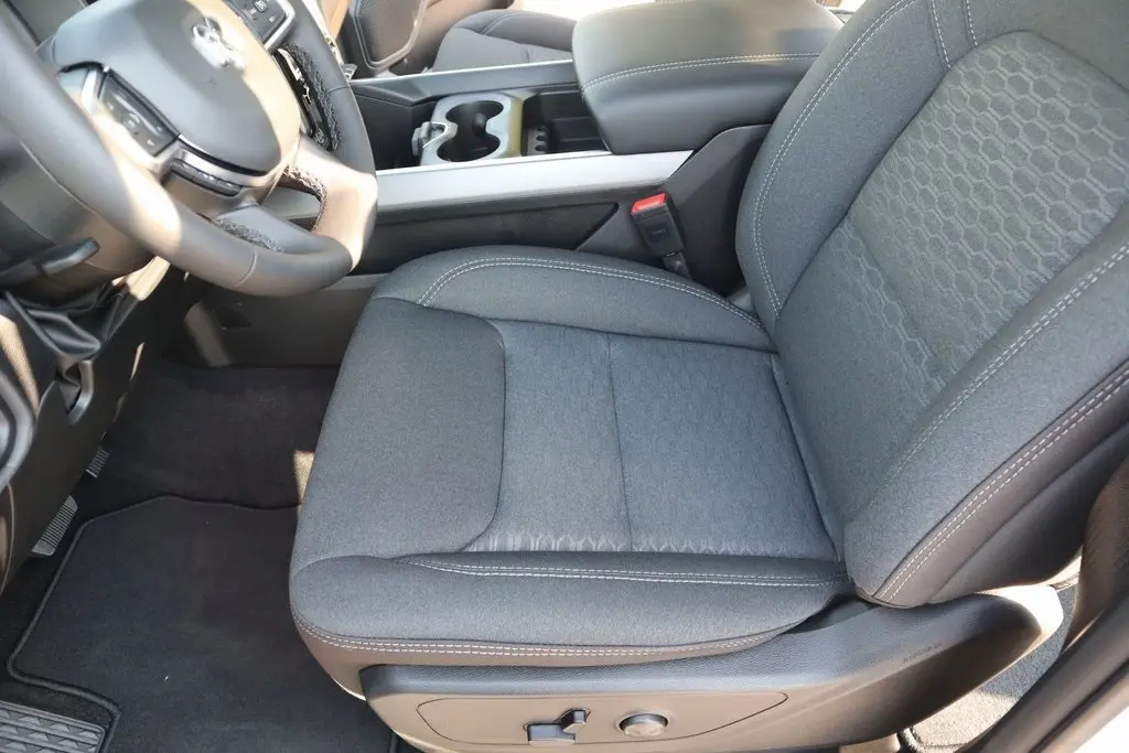 2026 Ram 1500 Big Horn Lone Star photo 11