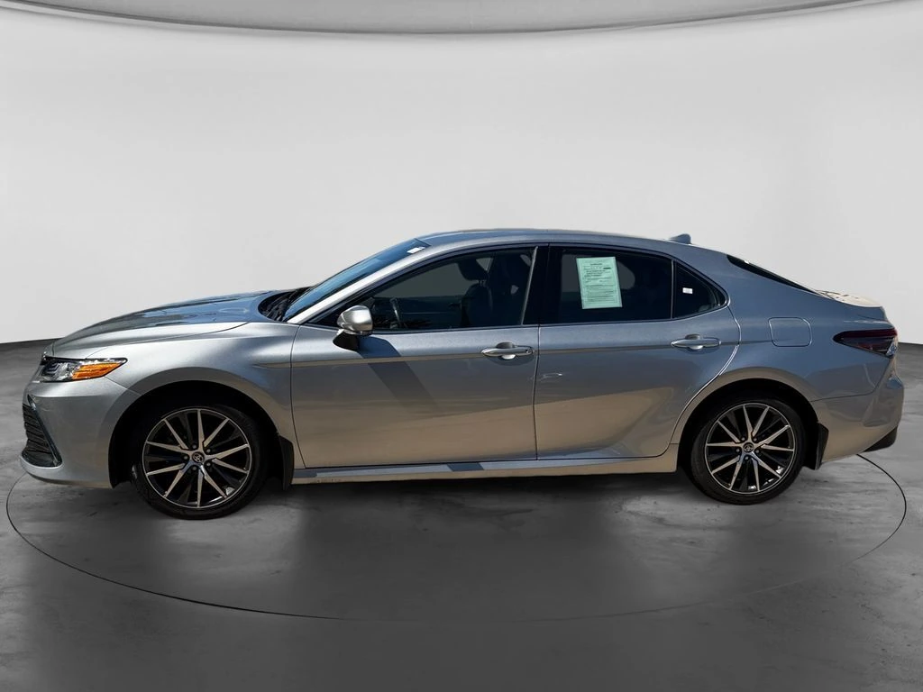 2023 Toyota Camry XLE - Photo 6