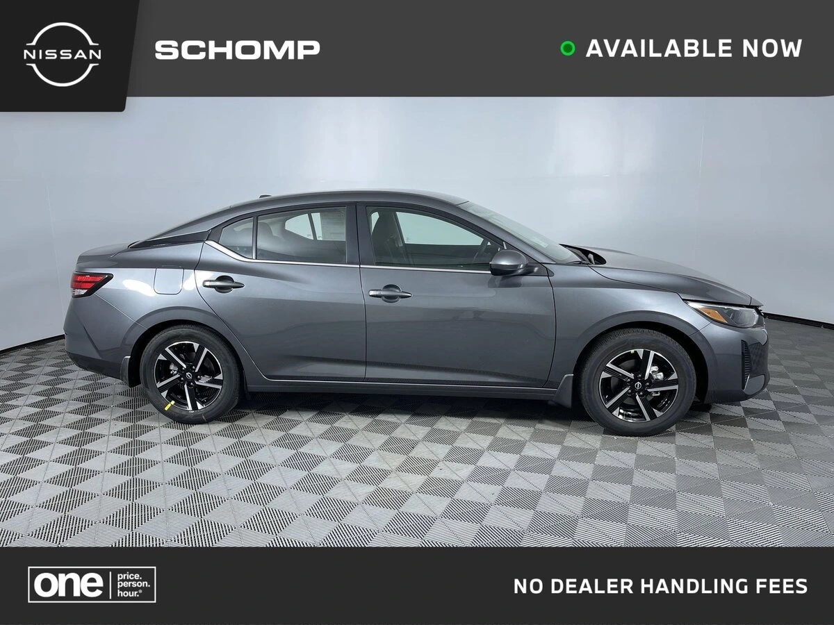 2025 Nissan Sentra SV's photo