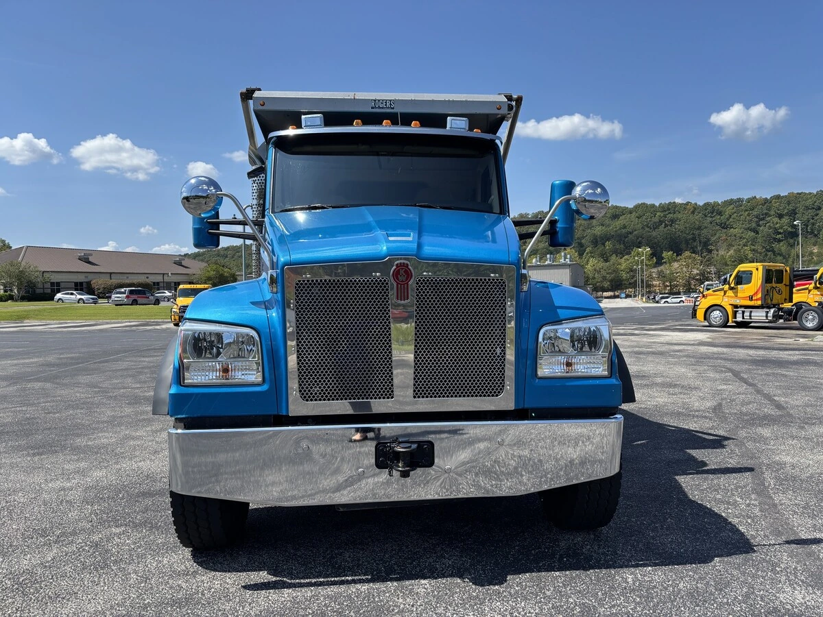 2022 Kenworth T680 — photo 4