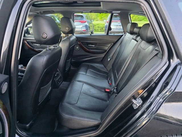 2015 BMW 3 Series 328i - Photo 18