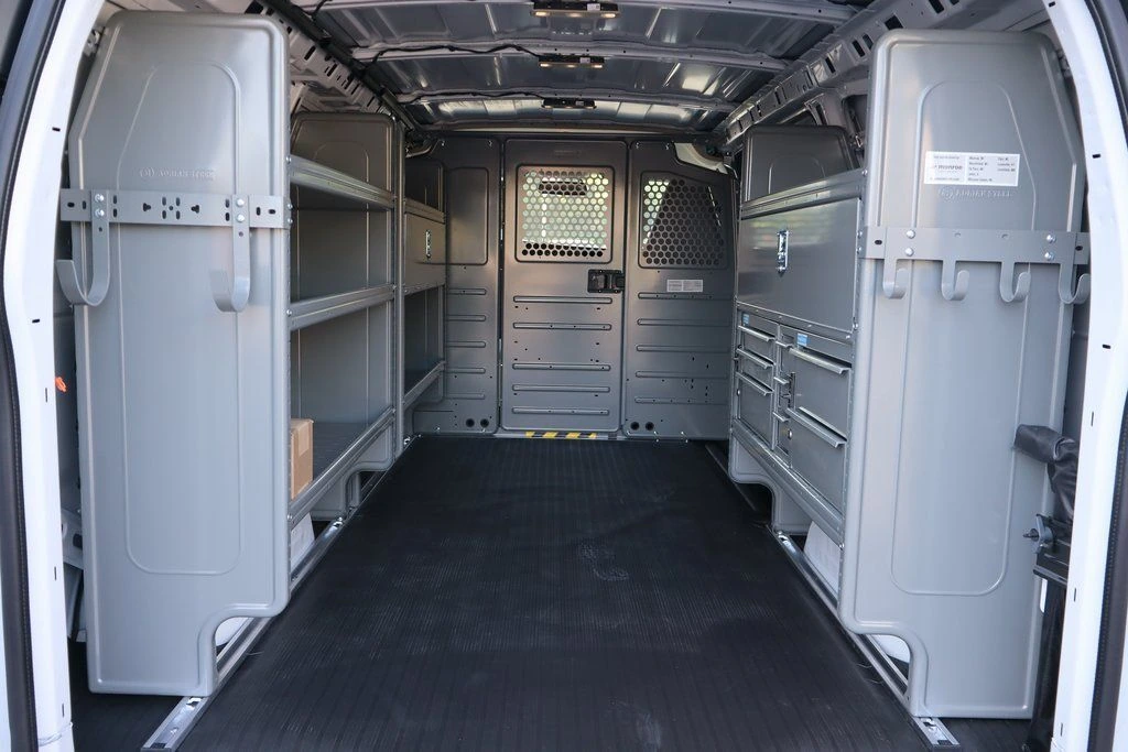2025 Chevrolet Express Cargo Work Van - Photo 26