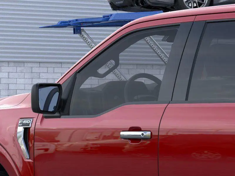 2025 Ford F-150 XLT photo 19