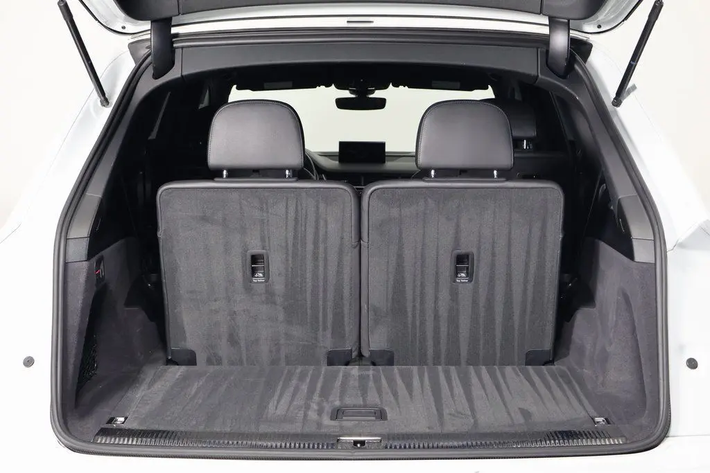2019 Audi Q7 55 Premium Plus photo 14