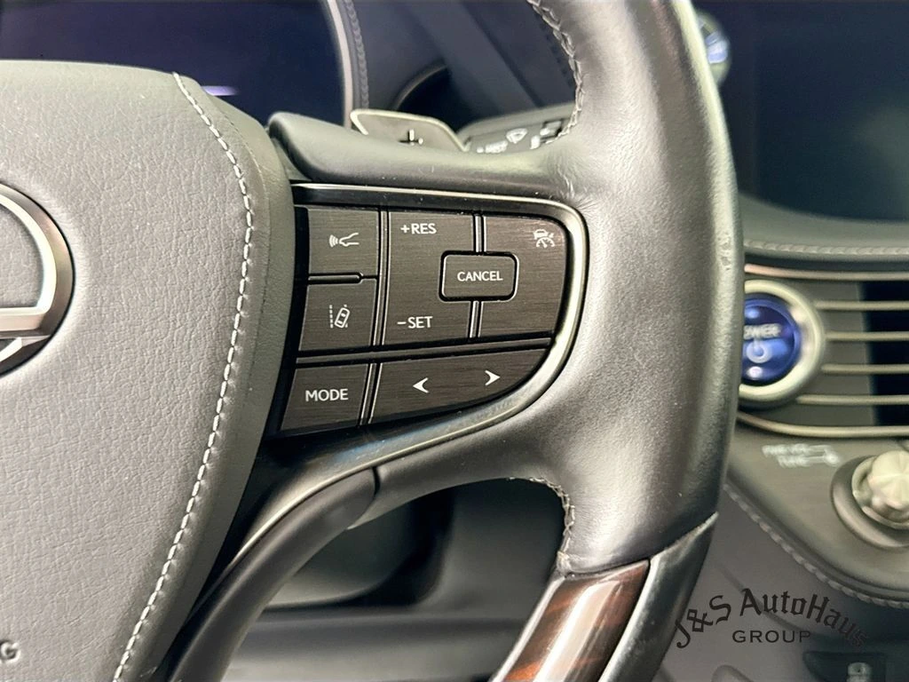 2019 Lexus LS Hybrid 500h - Photo 14