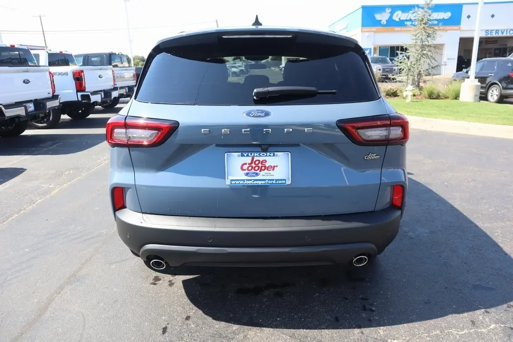2026 Ford Escape ST-Line photo 20