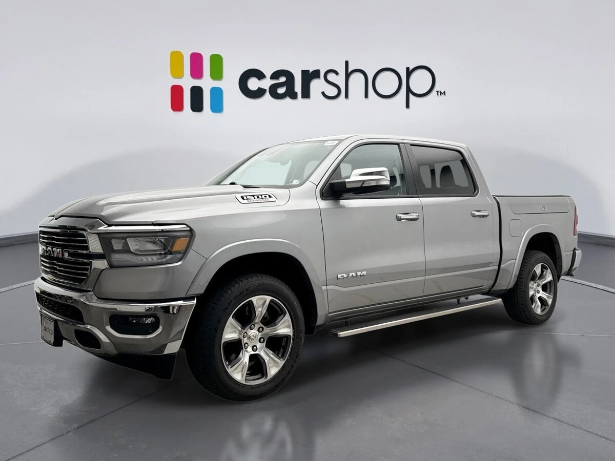 2022 RAM 1500 Laramie 4x4 Crew Cab 5'7's photo
