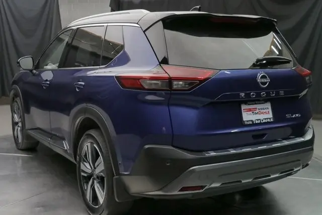 2023 Nissan Rogue SL photo 10
