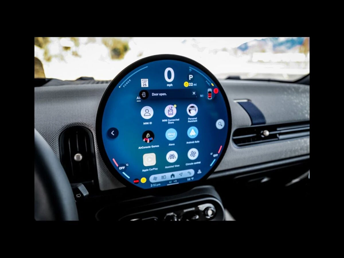 2026 MINI Hardtop 4 Door - Photo 12