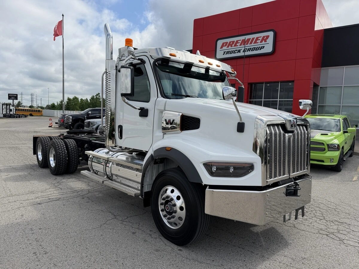 2027 Western Star 49X — photo 4