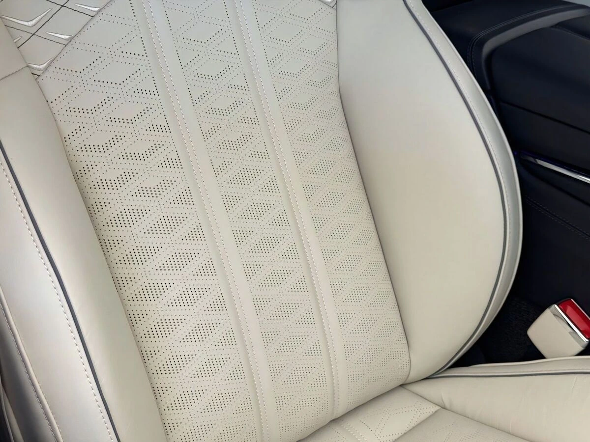 2026 Bentley Flying Spur Speed - Photo 52