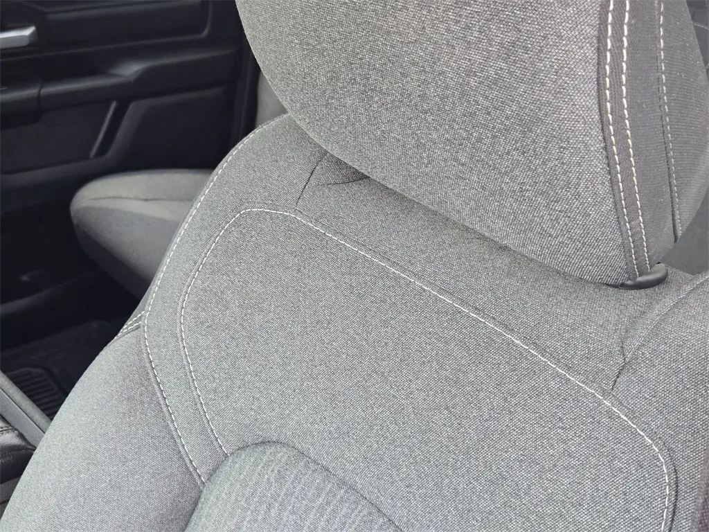 2019 Ram 1500 Tradesman photo 15