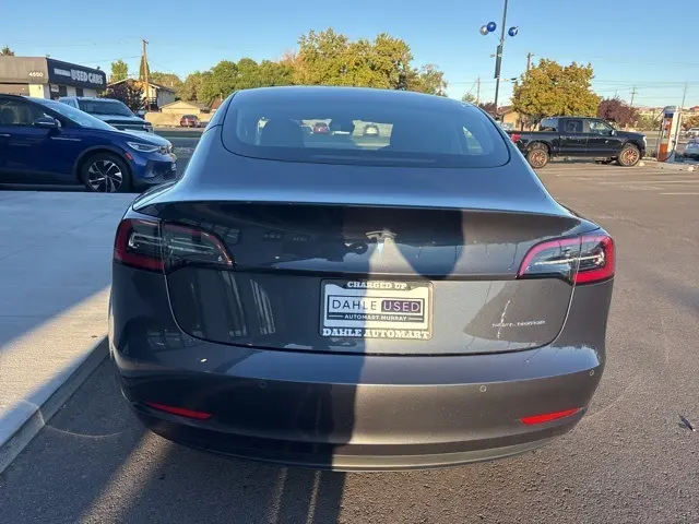 2021 Tesla Model 3 Long Range photo 5