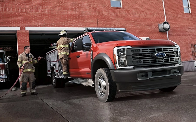 Ford F-550 Chassis Cab