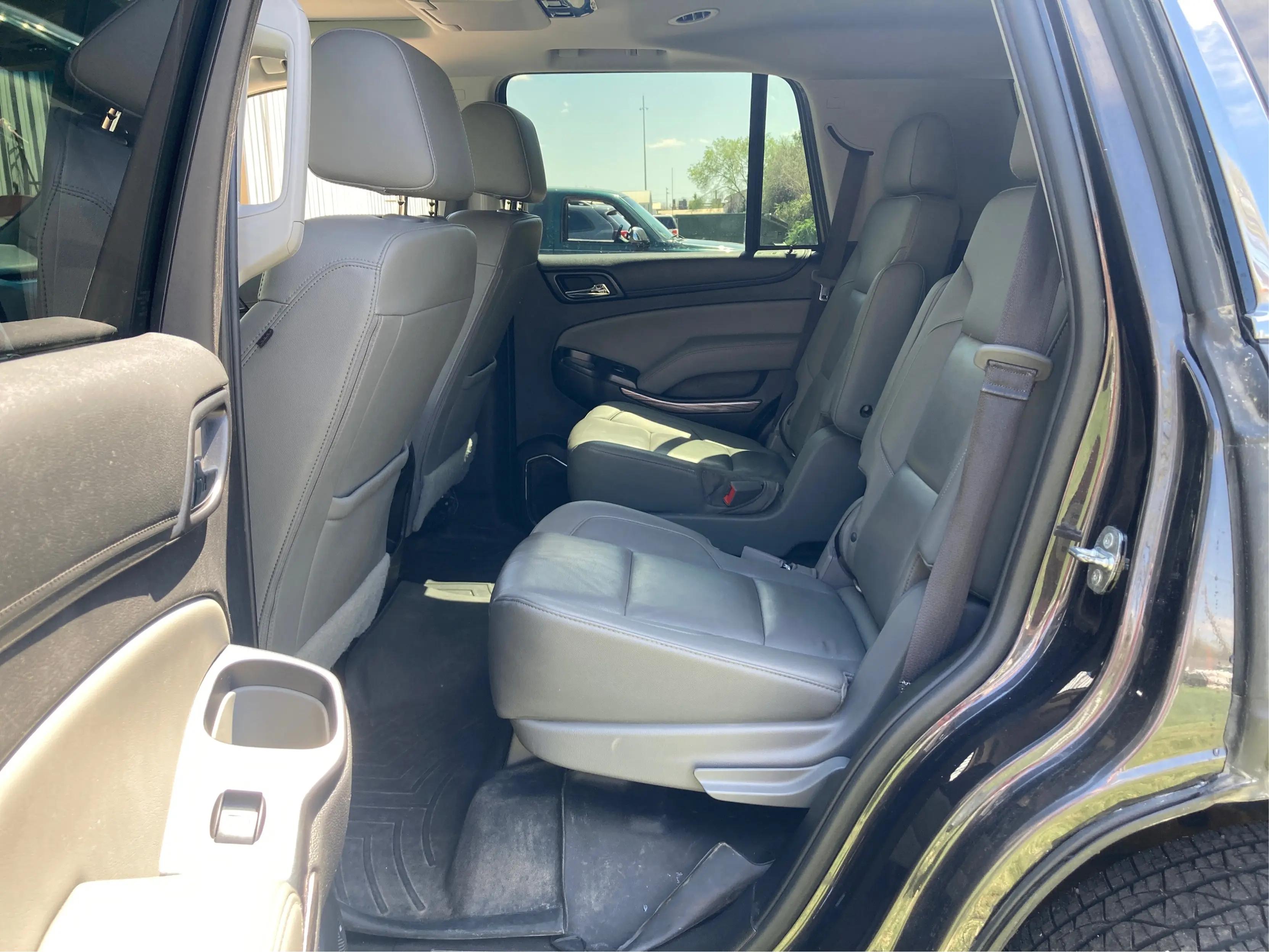 2018 Chevrolet Tahoe LT photo 10
