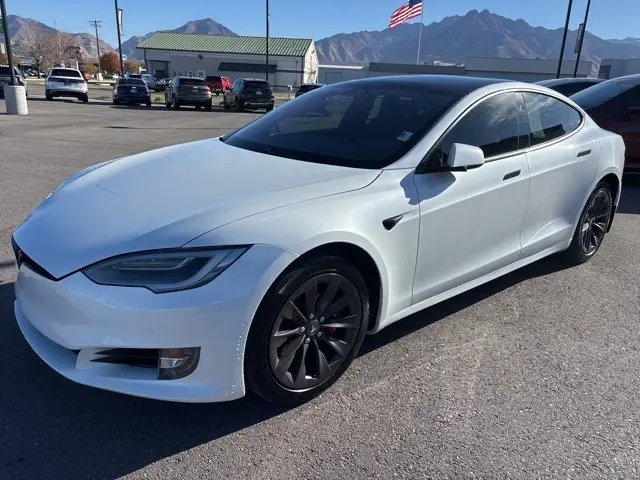 2019 Tesla Model S Long Range photo 3