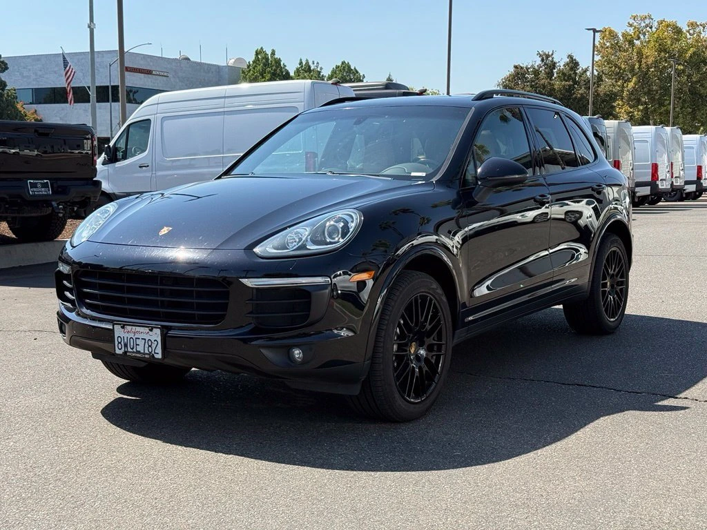 2018 Porsche Cayenne Platinum Edition