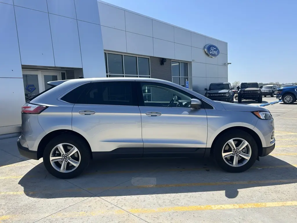Used 2022 Ford Edge SEL with VIN 2FMPK4J90NBB10769 for sale in Clay Center, KS