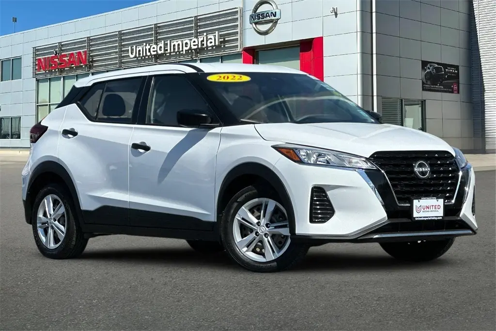 Used 2022 Nissan Kicks S with VIN 3N1CP5BV3NL481888 for sale in Imperial, CA