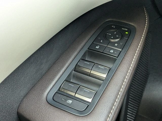 2024 Lexus RX 350 - Photo 24