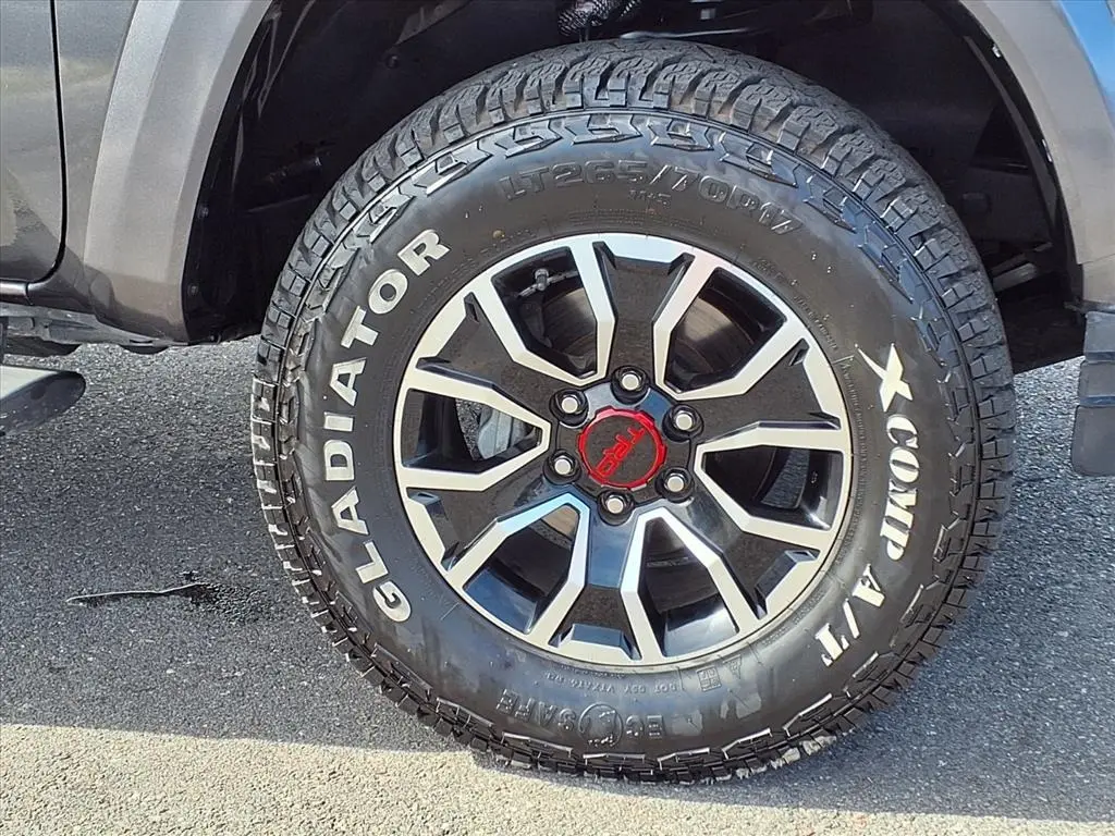 2021 Toyota Tacoma SR5 photo 9