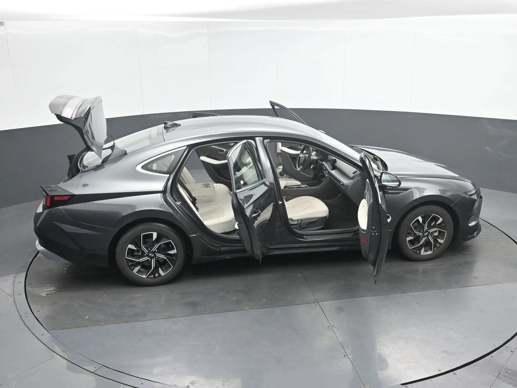 2025 Hyundai Sonata SEL - Photo 48