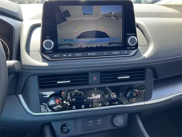 2026 Nissan Rogue SV photo 14
