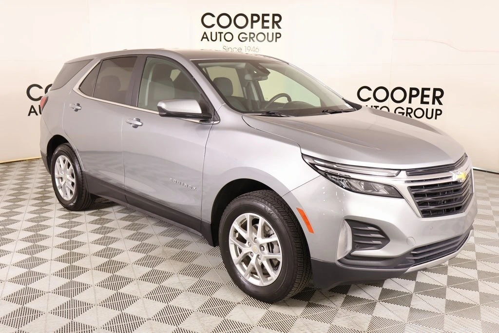 2024 Chevrolet Equinox LT's photo