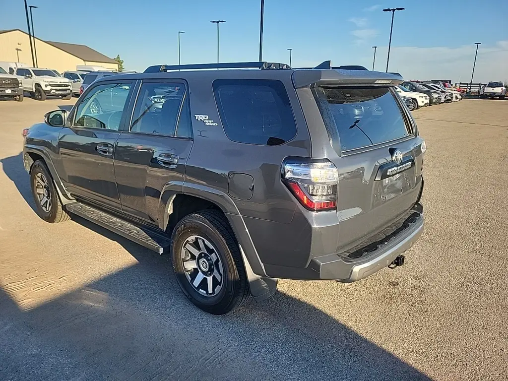 2024 Toyota 4Runner TRD Off-Road Premium photo 4